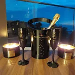 Lejlighed Marine Prywatny Widok Na Morze Basen Sauna Jacuzzi 5 Pietro