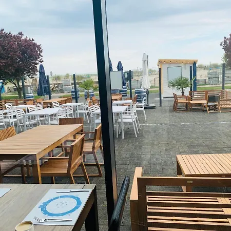 Marine Prywatny Widok Na Morze Basen Sauna Jacuzzi 5 Pietro Kolobrzeg