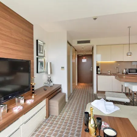 Marine Prywatny Widok Na Morze Basen Sauna Jacuzzi 5 Pietro *