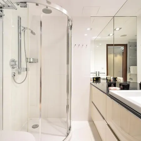 Marine Prywatny Widok Na Morze Basen Sauna Jacuzzi 5 Pietro Kołobrzeg