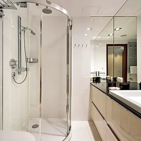 Διαμέρισμα Marine Prywatny Widok Na Morze Basen Sauna Jacuzzi 5 Pietro *